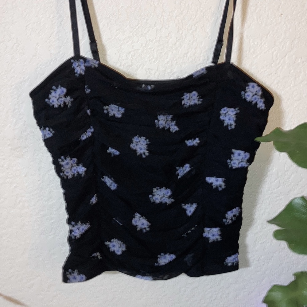 Forever 21 Ruched Floral Crop Top